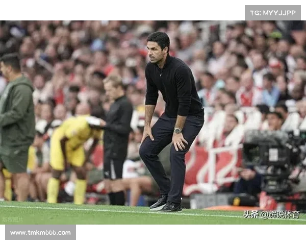 英超助理教练的幕后职责与挑战:如何在顶级联赛中协助主帅实现战术目标 英超助理教练的幕后职责与挑战:如何在顶级联赛中协助主帅实现战术目标