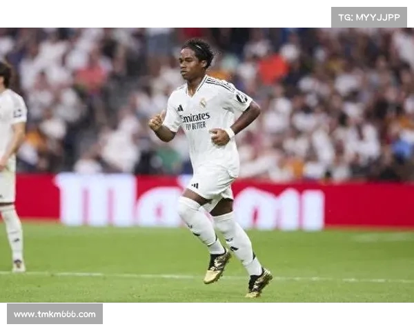 马卡:恩德里克将继续穿16号球衣并未要求更换为9号球衣 马卡:恩德里克将继续穿16号球衣并未要求更换为9号球衣